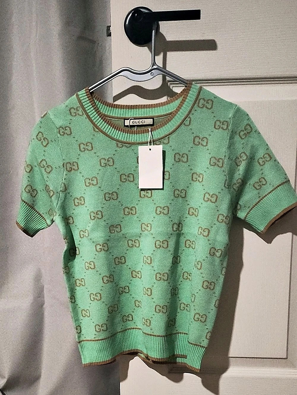 Gucci GG Logo Short Sleeve Top in Green NWT